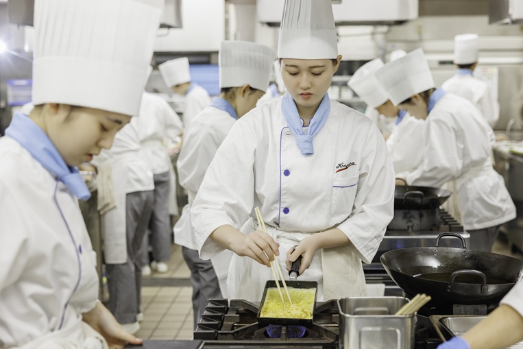 香川調理製菓専門学校